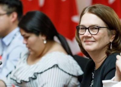 استعفای جین فیلپات، رئیس خزانه داری کانادا از کابینه