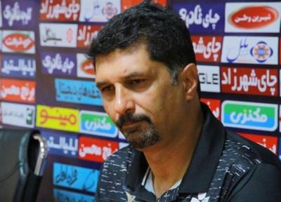 حسینی: نفت گردن کلفت است و این می تواند یک هشدار برای ما باشد، فدراسیون تصمیمی بگیرد که باشگاه ها و تیم امید متضرر نشوند